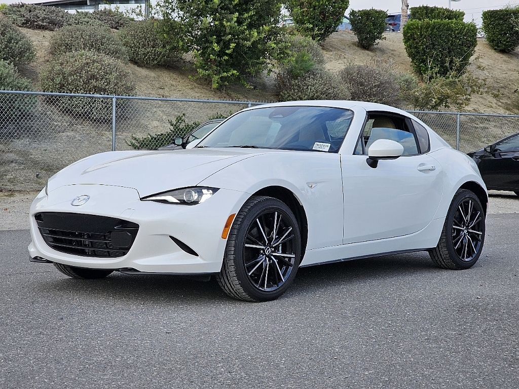 2025 Mazda MX-5 Miata Miata RF Grand Touring photo 3