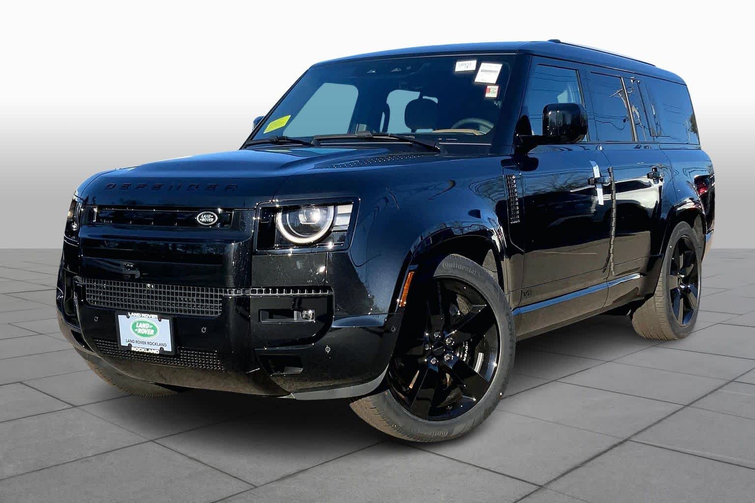 2026 Land Rover Defender V8's photo