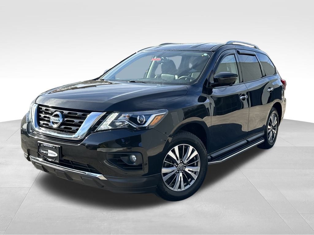 2019 Nissan Pathfinder SL's photo