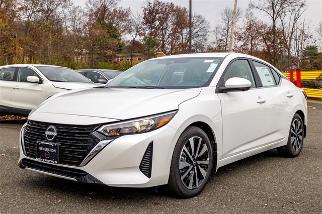 2025 Nissan Sentra SV's photo