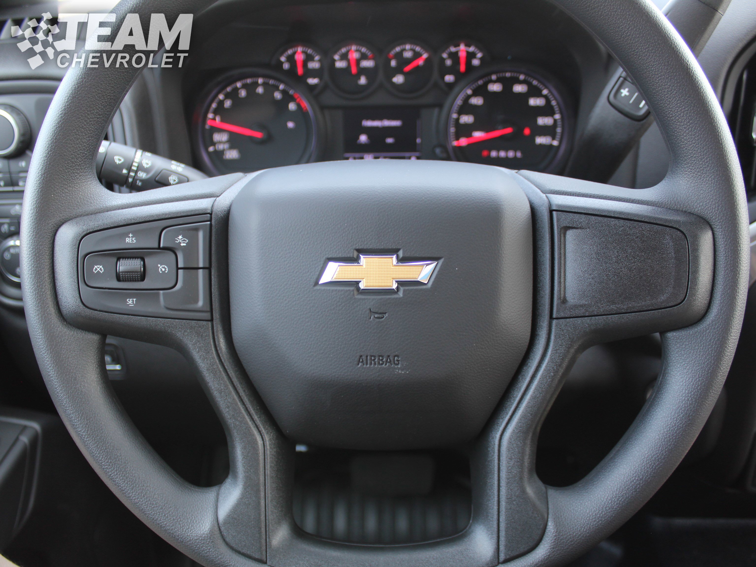 2025 Chevrolet Silverado 1500 photo 11