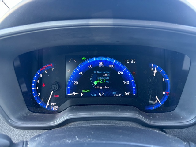 2022 Toyota Corolla Hybrid LE photo 11