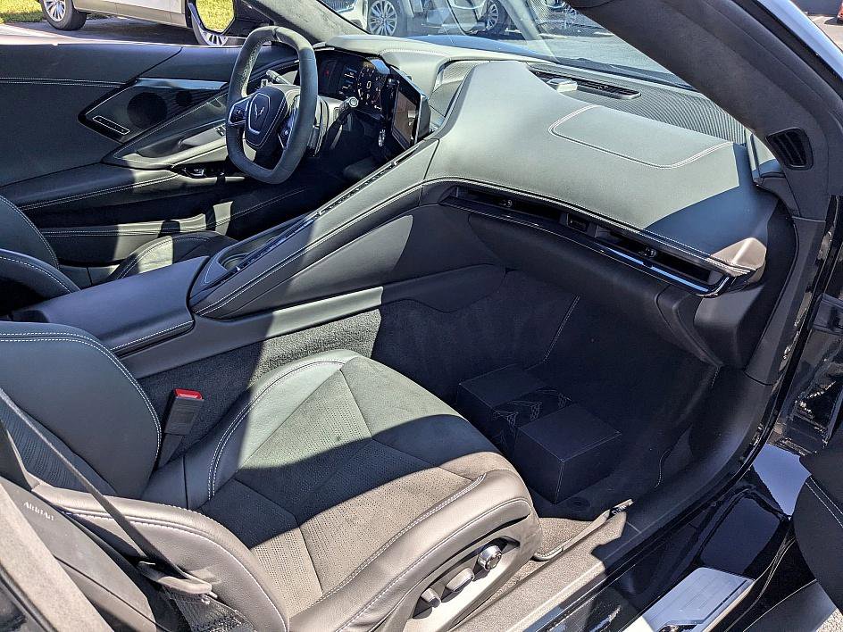 2024 Chevrolet Corvette 3LT photo 32