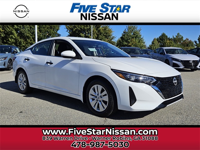 2025 Nissan Sentra S's photo