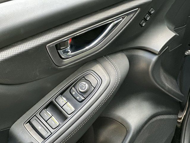 2023 Subaru Forester Touring photo 5