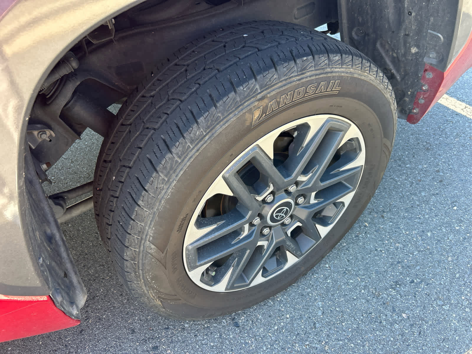 Used 2023 Toyota Tundra Limited with VIN 5TFJC5DB4PX028065 for sale in Little Rock