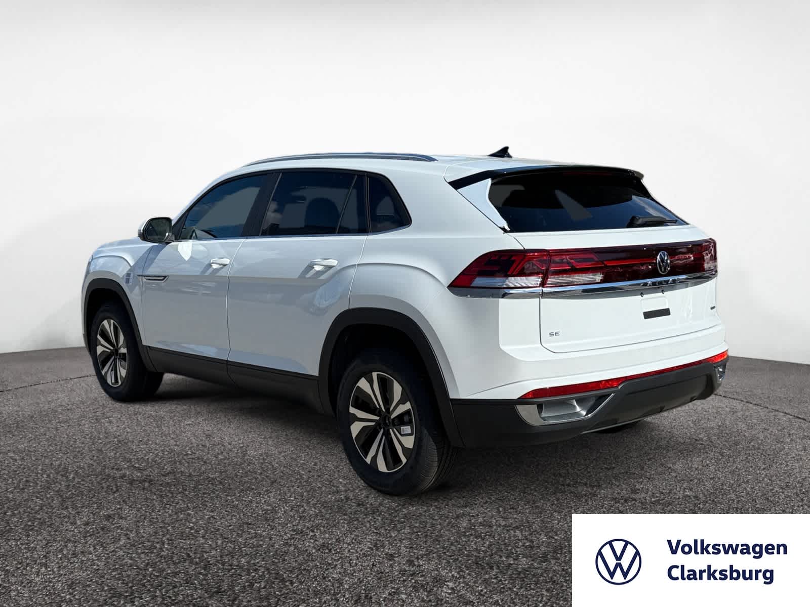 2026 Volkswagen Atlas Cross Sport SE photo 3