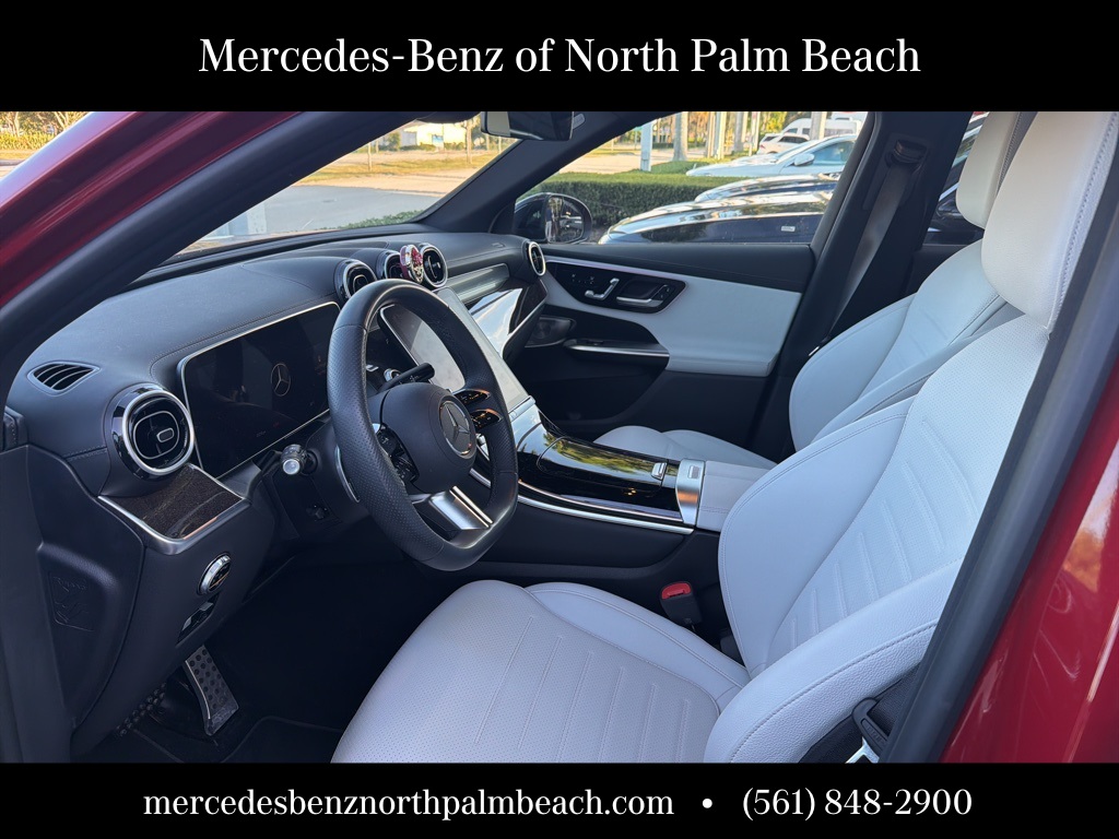 2024 Mercedes Benz GLC 300 photo 4