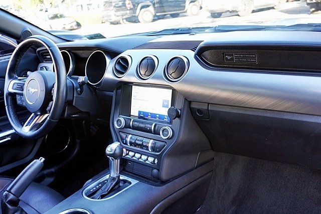 Used 2020 White Ford GT Premium image 11