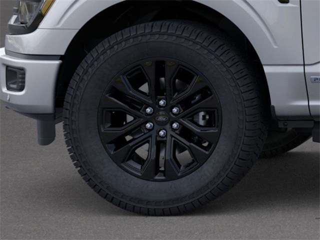 2025 Ford F-150 XLT photo 18