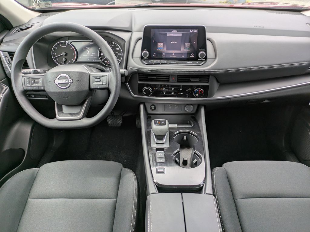 2026 Nissan Rogue S photo 13