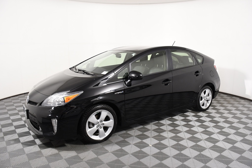 Used 2015 Toyota Prius Five with VIN JTDKN3DU9F0431907 for sale in Richfield, Minnesota
