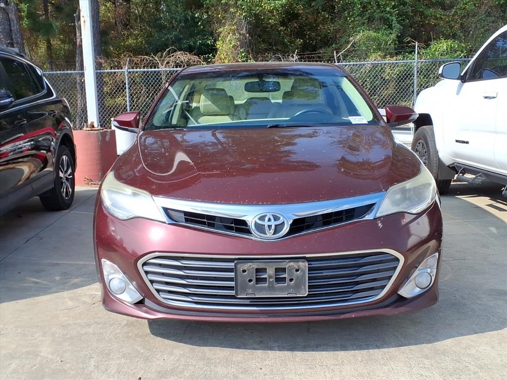 2014 Toyota Avalon XLE Touring photo 2