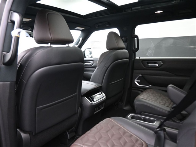 2025 Nissan Armada Platinum photo 10