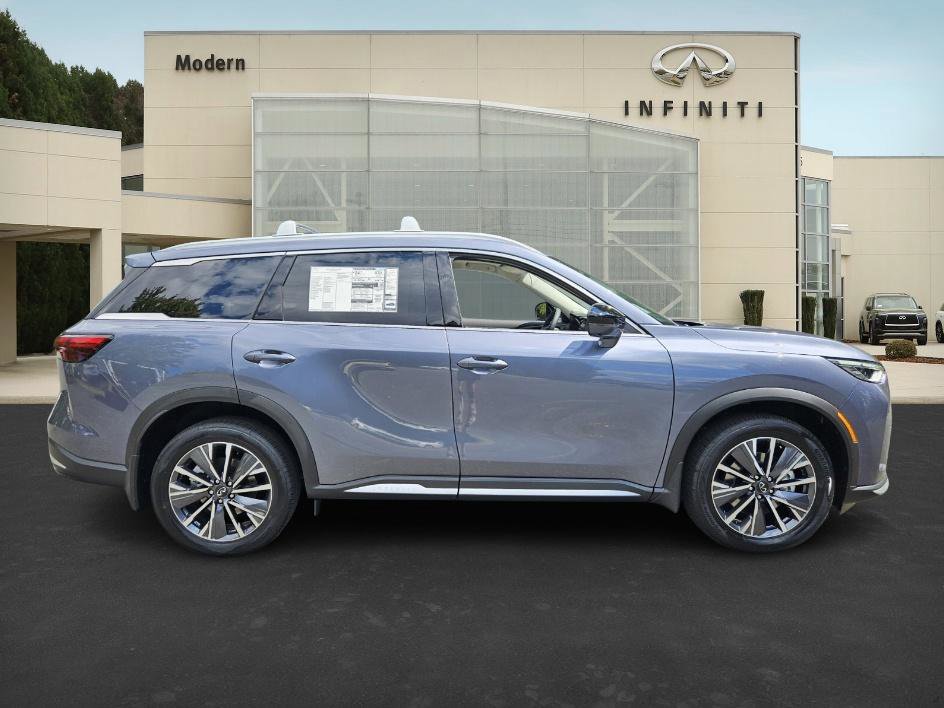 2026 Infiniti QX60 Luxe photo 3