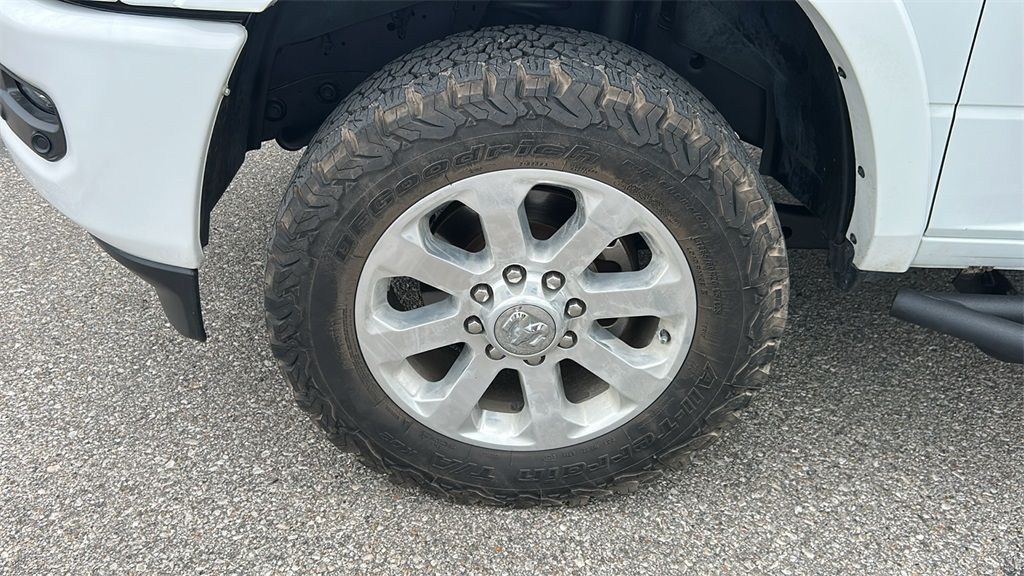 2022 Ram 2500 Laramie photo 11