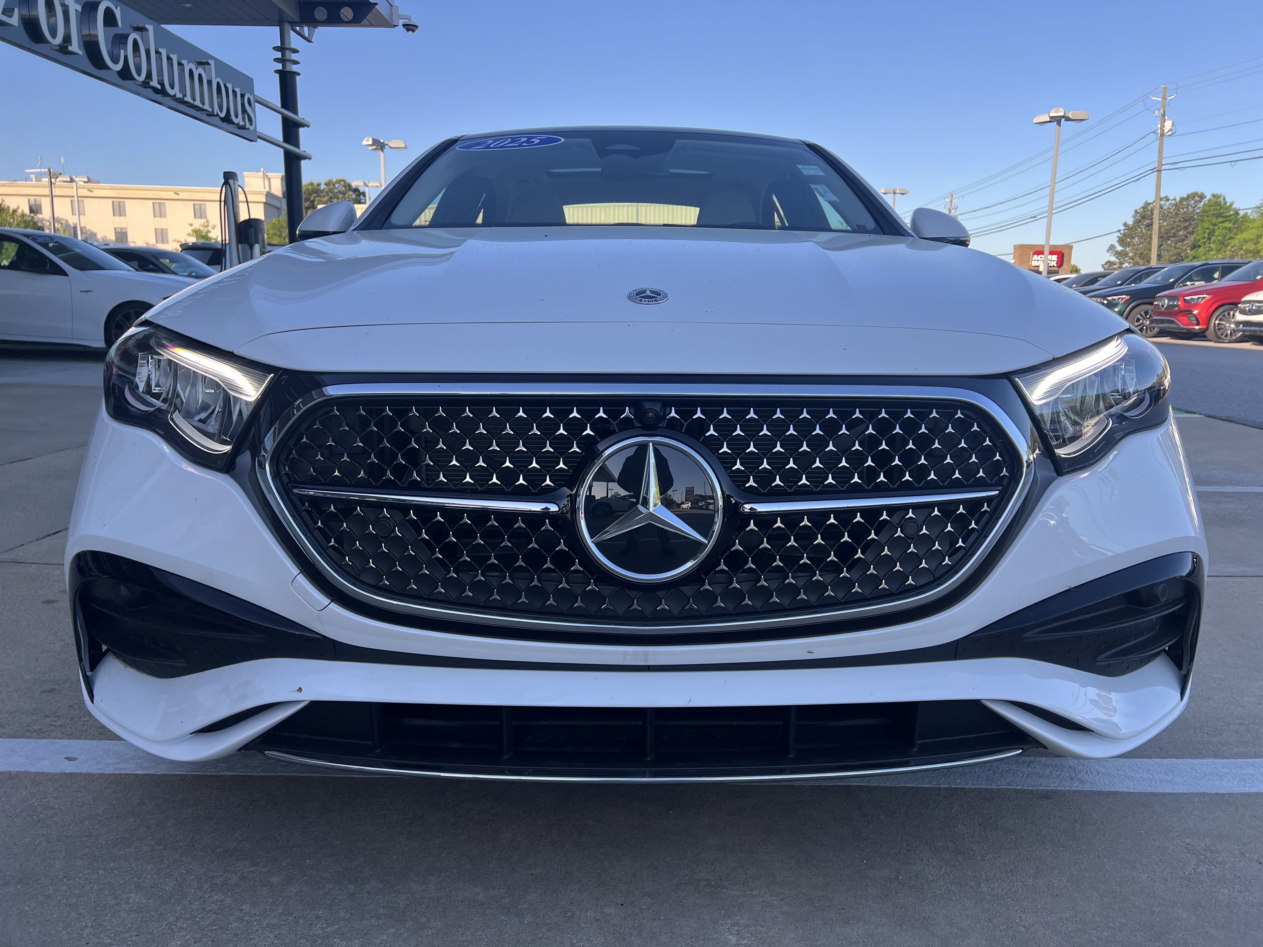 2025 Mercedes Benz E photo 3