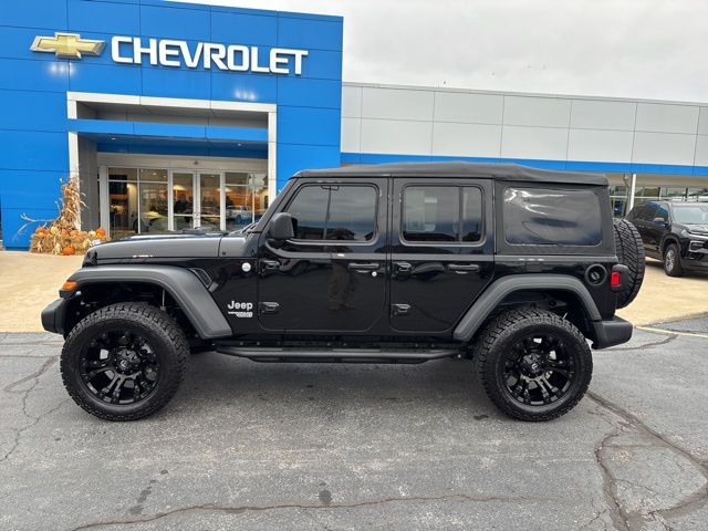 2019 Jeep Wrangler Unlimited Sport S photo 3