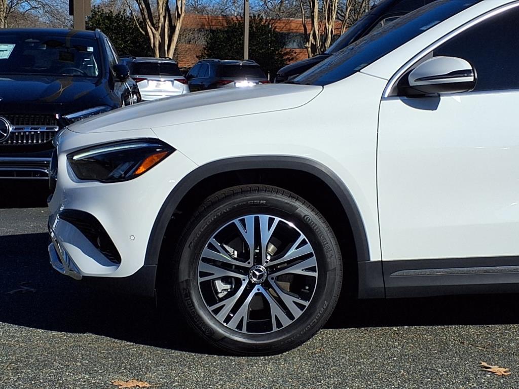 2025 Mercedes Benz GLA 250 photo 4