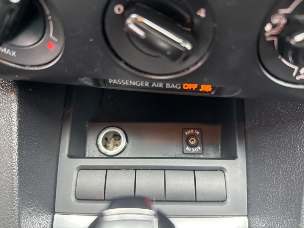 2013 Volkswagen Jetta 2.0 Base photo 27