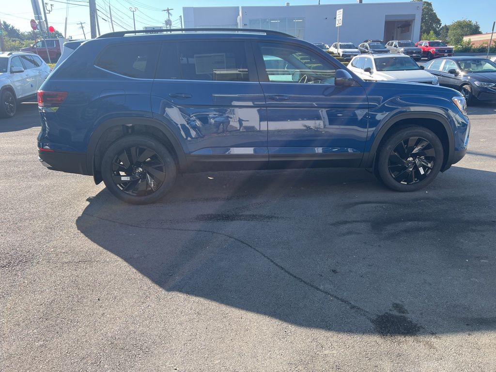 2026 Volkswagen Atlas SE Technology photo 4