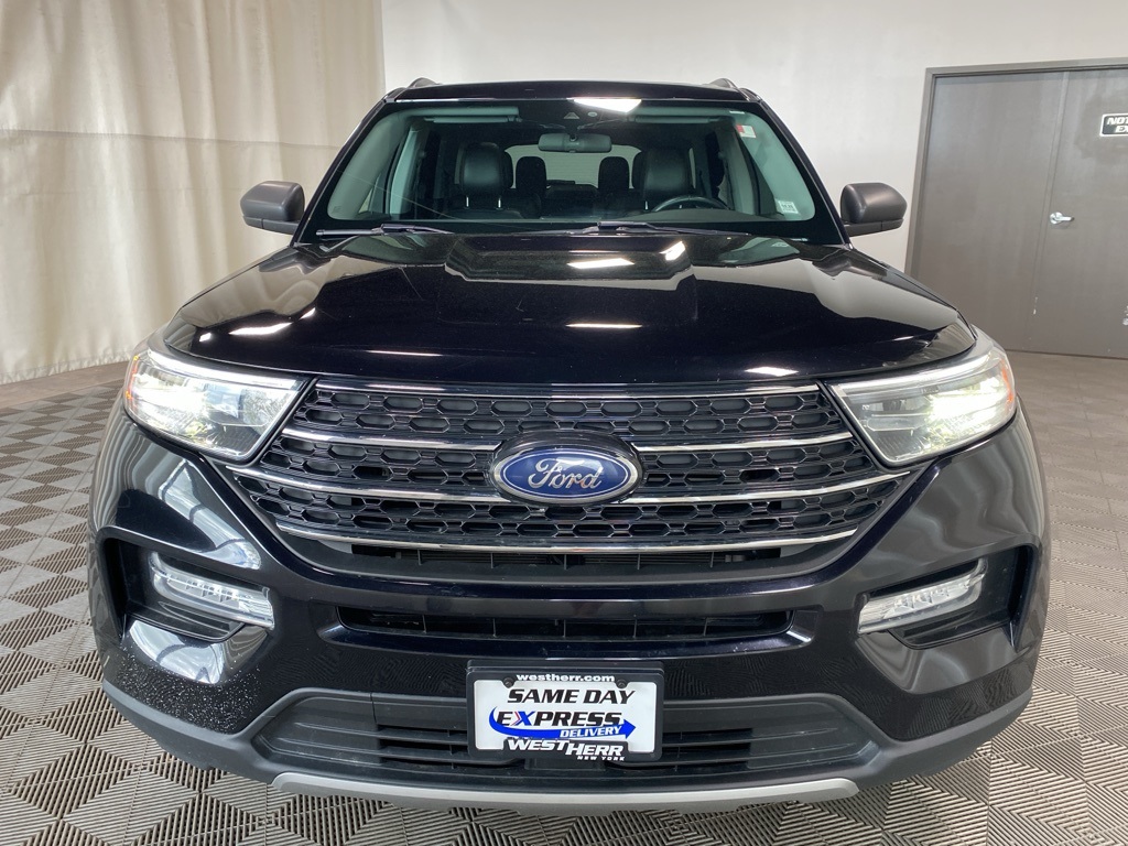 2022 Ford Explorer XLT photo 2