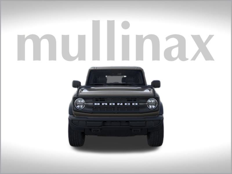 2025 Ford Bronco Base photo 5