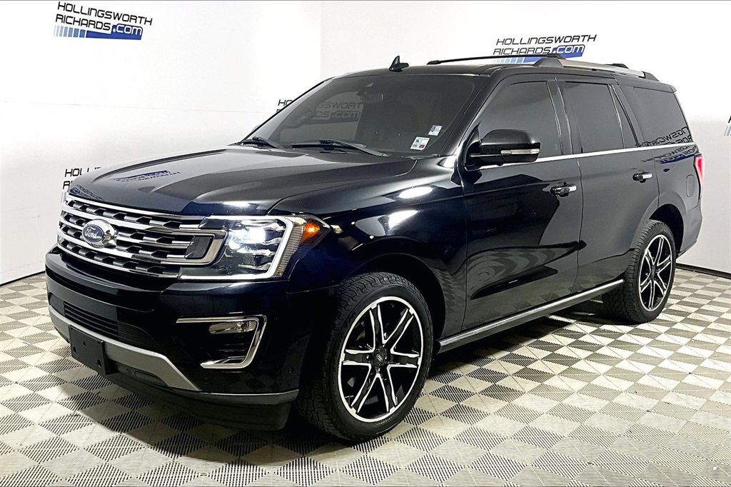 2021 Ford Expedition Limited's photo
