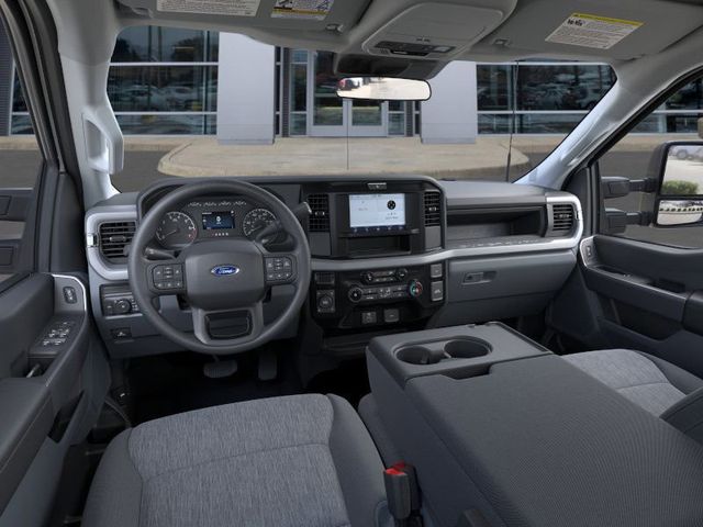2026 Ford F-350 XL photo 8