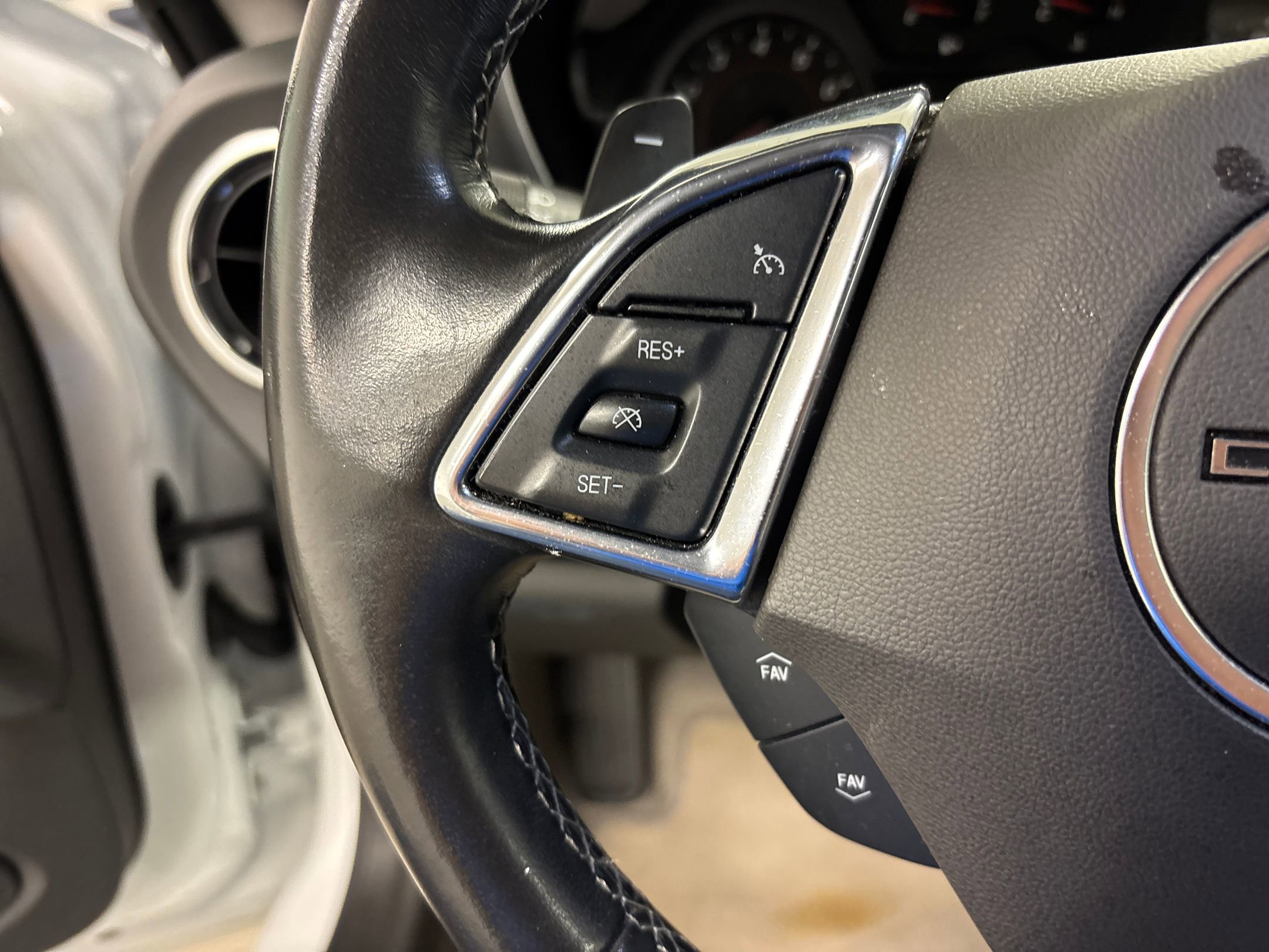 2023 Chevrolet Camaro 1LT photo 15
