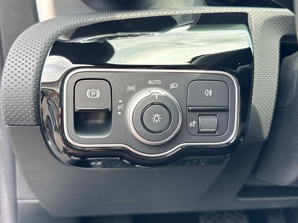 2024 Mercedes Benz CLA 250 4MATIC photo 55