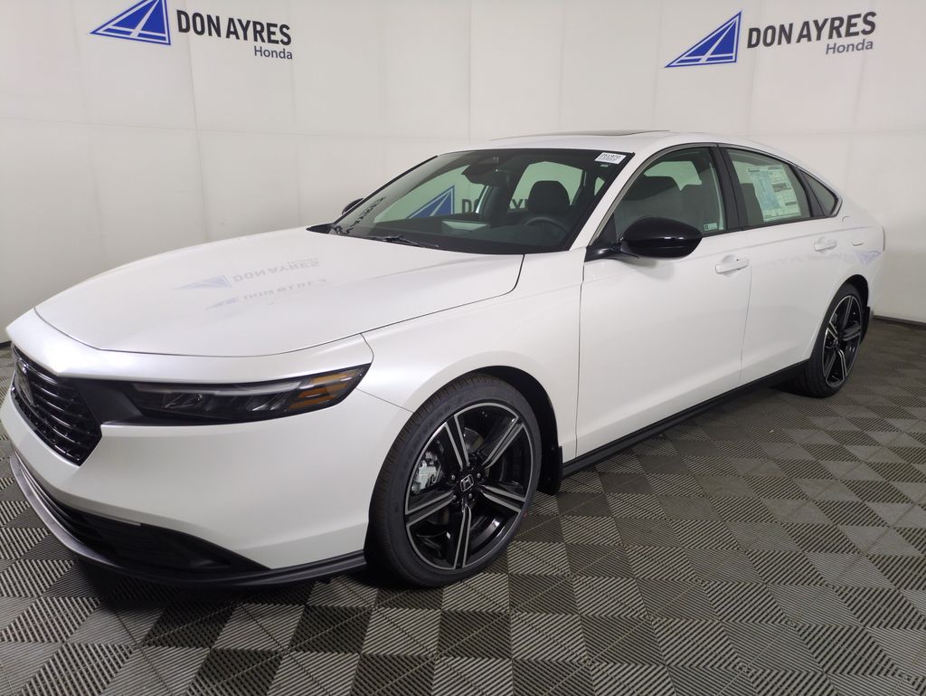 2025 Honda Accord Hybrid Sport's photo