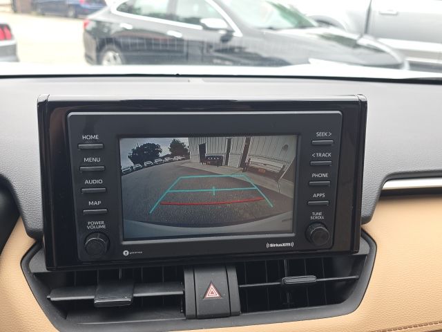 2022 Toyota RAV4 XLE photo 29