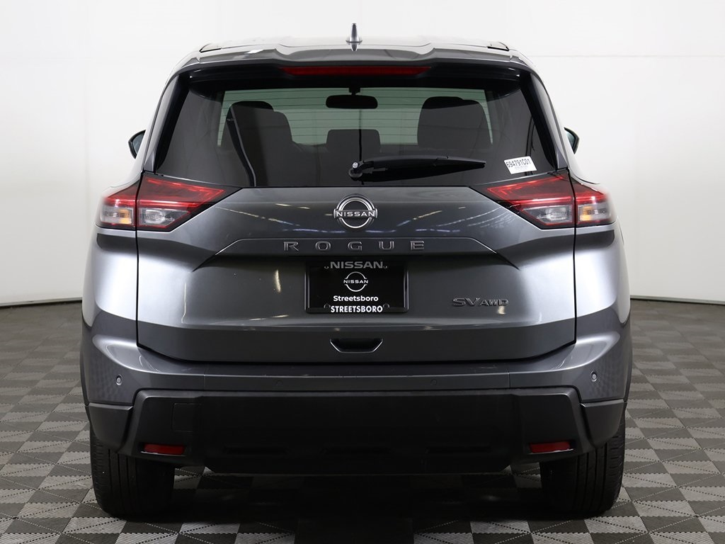 2024 Nissan Rogue SV photo 10
