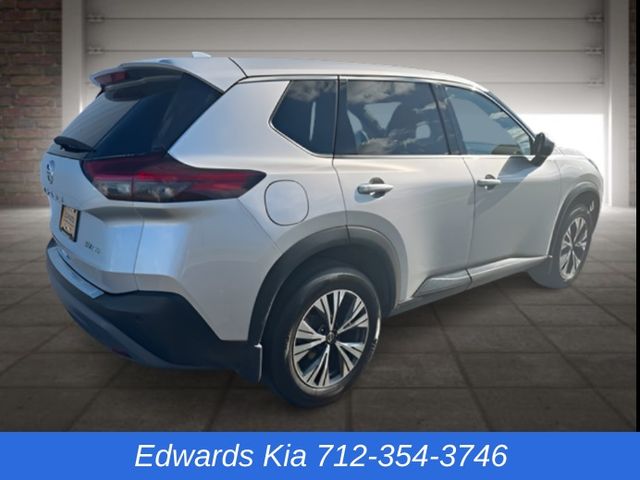 2021 Nissan Rogue SV photo 2