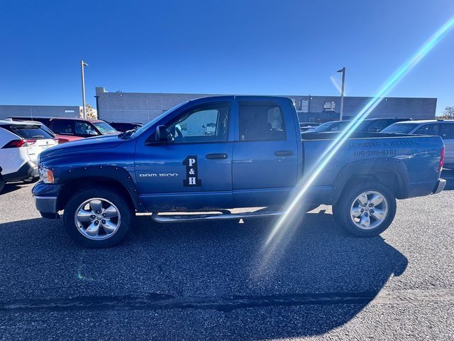 2005 Dodge Ram SLT photo 2