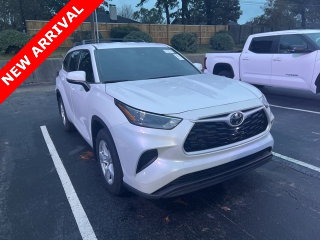 2023 Toyota Highlander L's photo
