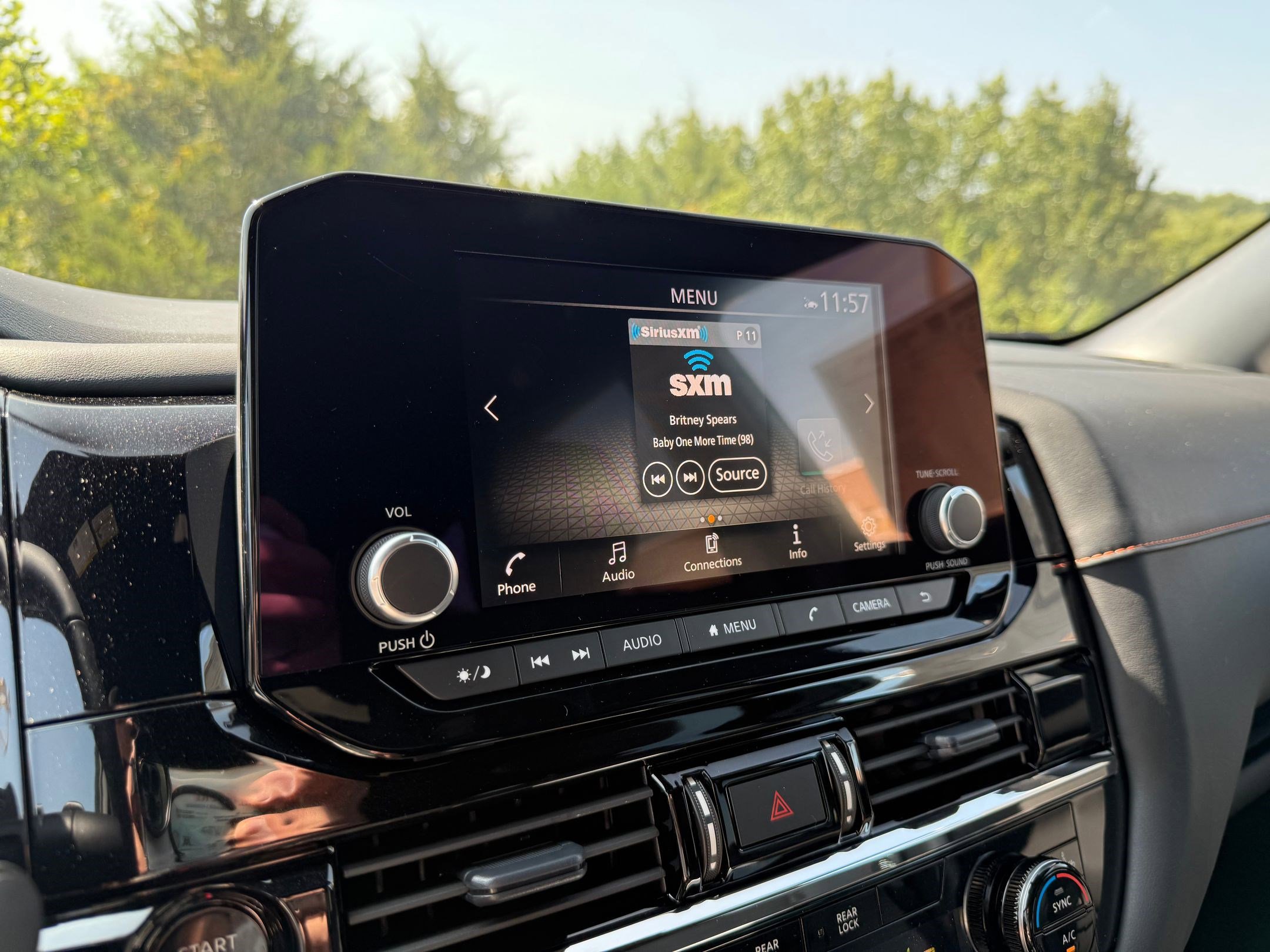 2025 Nissan Pathfinder Rock Creek photo 26