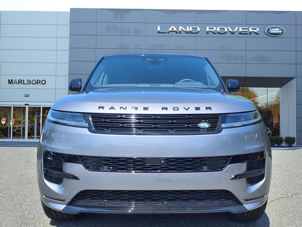 2025 Land Rover Range Rover Sport SE photo 8