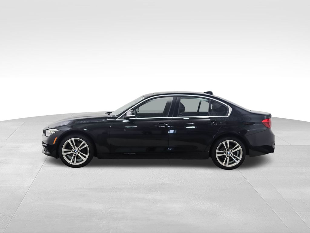 Used 2018 BMW 3 Series 330i with VIN WBA8D9C52JA607674 for sale in Minneapolis, Minnesota