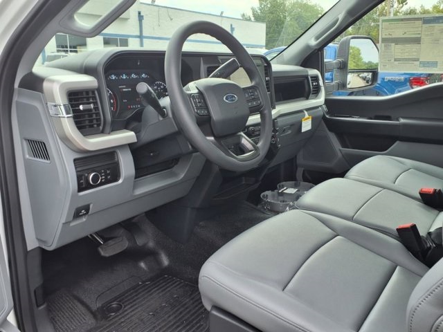 2026 Ford F-250 photo 3