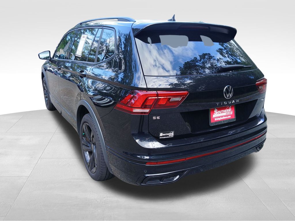 2024 Volkswagen Tiguan SE R-Line Black photo 2