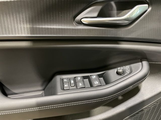2025 Jeep Grand Cherokee Laredo photo 30