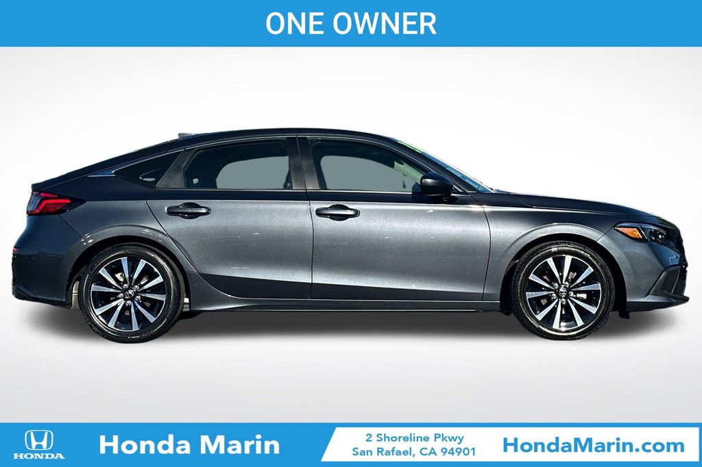 2024 Honda Civic Hatchback EX-L photo 3