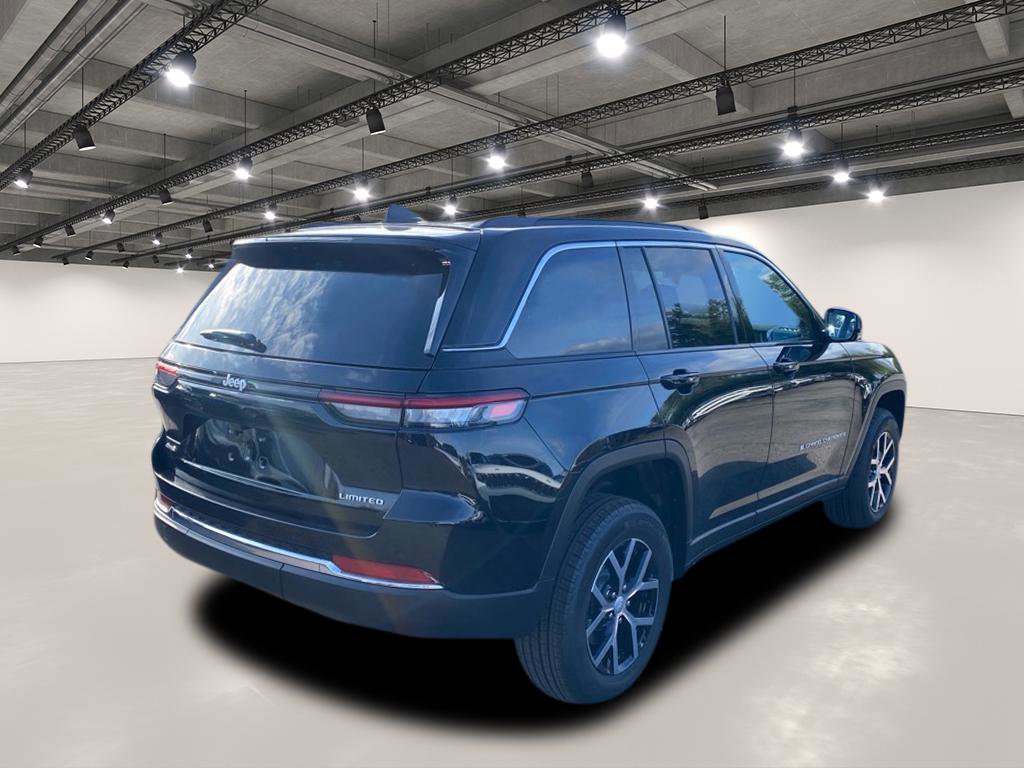 2025 Jeep Grand Cherokee Limited photo 4