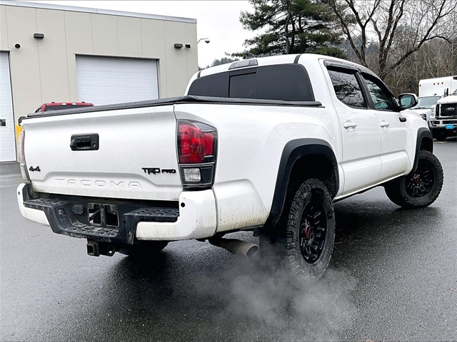 2019 Toyota Tacoma TRD Pro photo 4