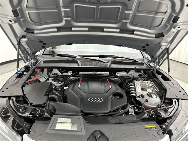 2022 Audi SQ5 Premium Plus photo 16