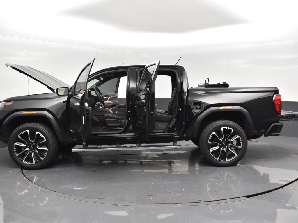 2024 Gmc Canyon Denali photo 33