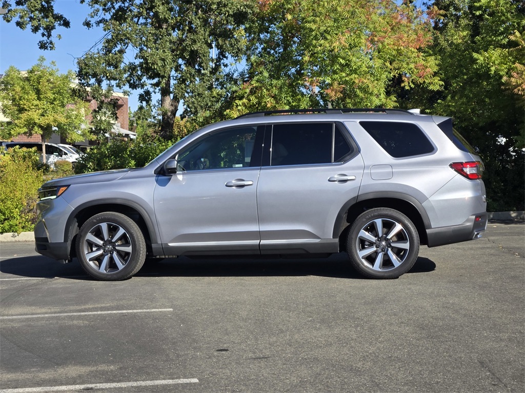2024 Honda Pilot Touring photo 4