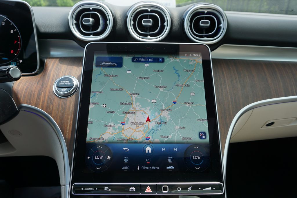 2025 Mercedes Benz C 300 photo 30